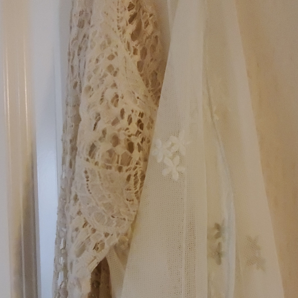 Lace/Embroidered Jacket - Picture 2 of 6